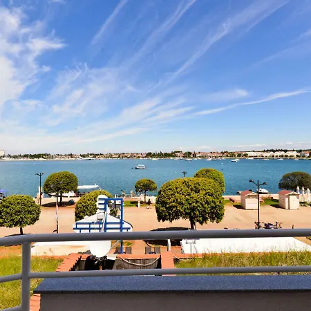 Apartment Bluemarine *