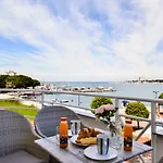 Bluemarine Apartament *